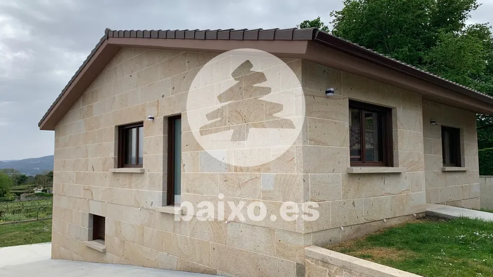CHALET EN TOMIÑO
