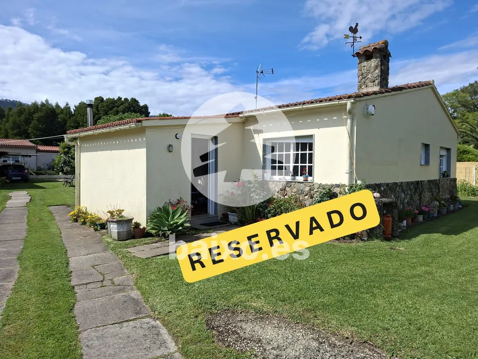 CHALET EN TOMIÑO