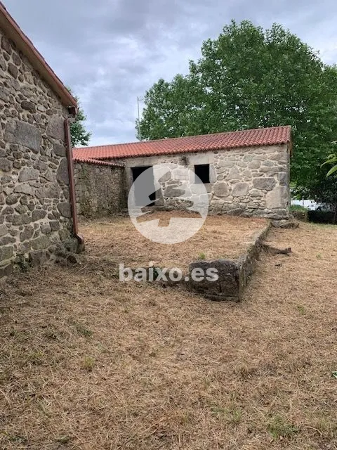 CASA PARA RESTAURAR