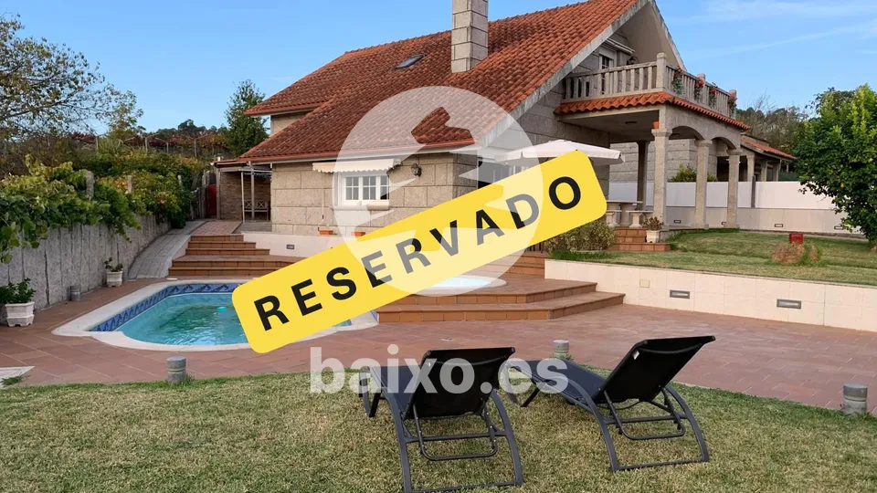 CHALET CON PISCINA